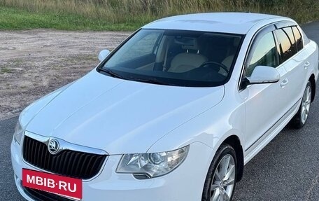 Skoda Superb III рестайлинг, 2012 год, 1 045 000 рублей, 3 фотография