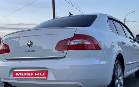 Skoda Superb III рестайлинг, 2012 год, 1 045 000 рублей, 13 фотография