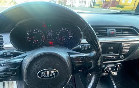 KIA Rio IV, 2017 год, 700 000 рублей, 9 фотография