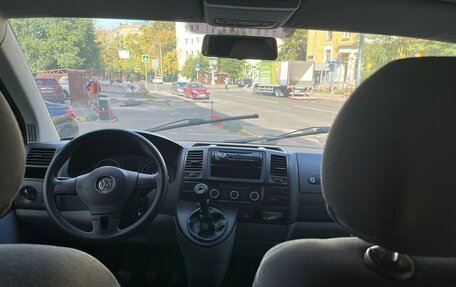 Volkswagen Caravelle T5, 2012 год, 2 250 000 рублей, 5 фотография
