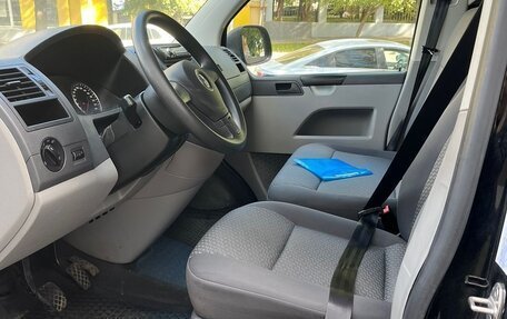 Volkswagen Caravelle T5, 2012 год, 2 250 000 рублей, 9 фотография