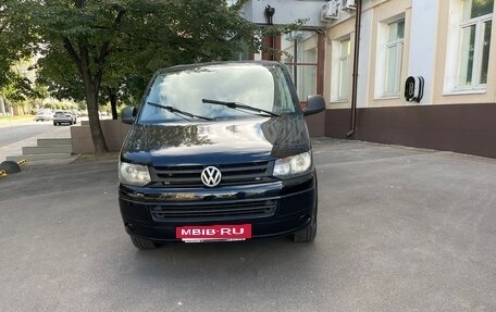 Volkswagen Caravelle T5, 2012 год, 2 250 000 рублей, 8 фотография