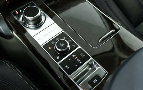 Land Rover Range Rover IV рестайлинг, 2014 год, 3 500 000 рублей, 24 фотография