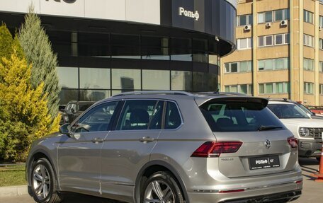 Volkswagen Tiguan II, 2019 год, 2 848 000 рублей, 7 фотография