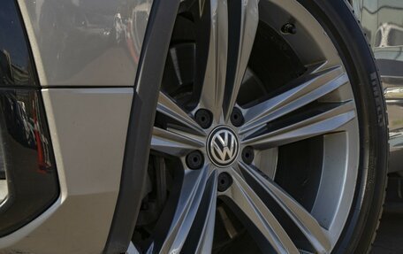 Volkswagen Tiguan II, 2019 год, 2 848 000 рублей, 24 фотография