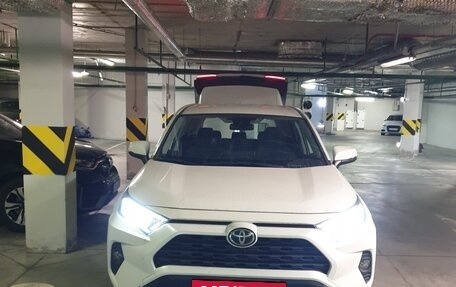 Toyota RAV4, 2023 год, 3 500 000 рублей, 2 фотография