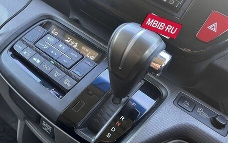 Honda Stepwgn IV, 2015 год, 1 480 000 рублей, 23 фотография