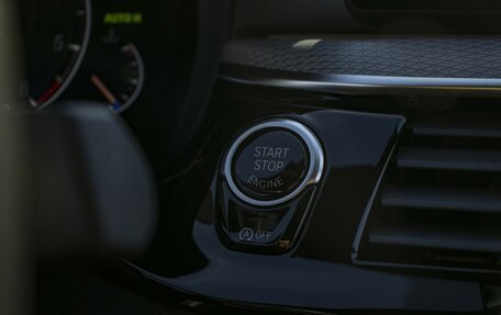BMW 5 серия, 2018 год, 3 748 000 рублей, 20 фотография