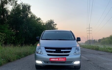 Hyundai Grand Starex Grand Starex I рестайлинг 2, 2010 год, 1 350 000 рублей, 12 фотография