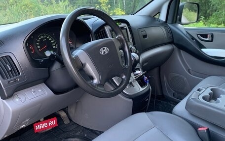 Hyundai Grand Starex Grand Starex I рестайлинг 2, 2010 год, 1 350 000 рублей, 11 фотография