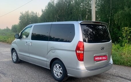 Hyundai Grand Starex Grand Starex I рестайлинг 2, 2010 год, 1 350 000 рублей, 5 фотография