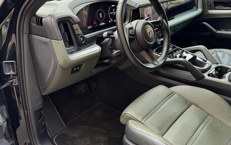 Porsche Cayenne III, 2023 год, 13 490 000 рублей, 8 фотография