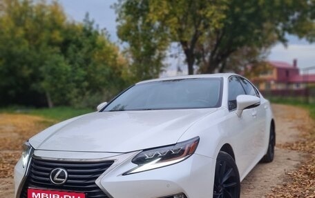 Lexus ES VII, 2017 год, 3 200 000 рублей, 1 фотография