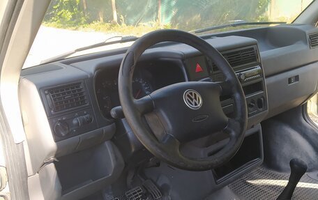 Volkswagen Transporter T4, 2002 год, 870 000 рублей, 5 фотография