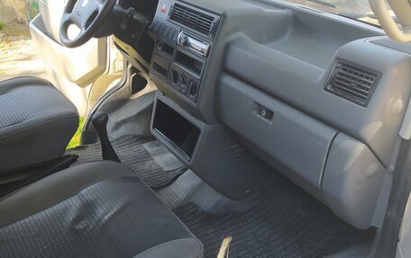 Volkswagen Transporter T4, 2002 год, 870 000 рублей, 6 фотография