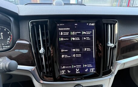 Volvo S90 II рестайлинг, 2016 год, 2 950 000 рублей, 14 фотография