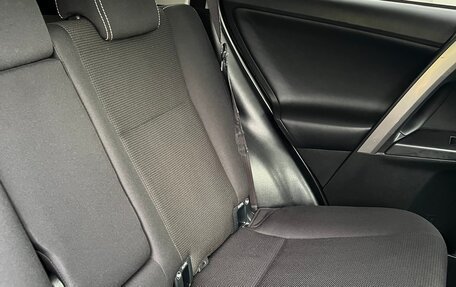 Toyota RAV4, 2017 год, 2 000 000 рублей, 10 фотография