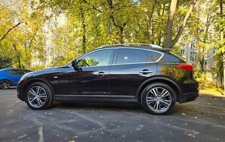 Infiniti QX50 I рестайлинг, 2015 год, 1 800 000 рублей, 4 фотография