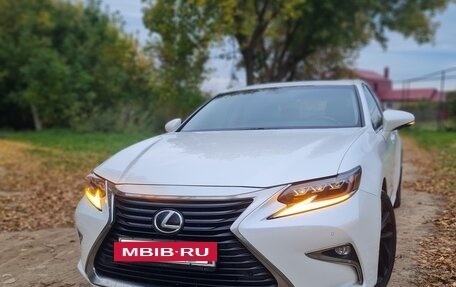 Lexus ES VII, 2017 год, 3 200 000 рублей, 2 фотография