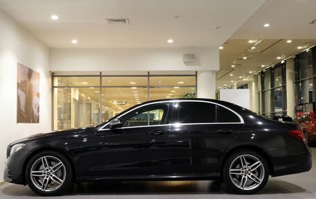 Mercedes-Benz E-Класс, 2019 год, 2 600 000 рублей, 7 фотография