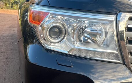 Toyota Land Cruiser 200, 2012 год, 4 600 000 рублей, 7 фотография