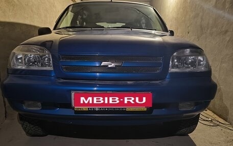 Chevrolet Niva I рестайлинг, 2006 год, 470 000 рублей, 1 фотография
