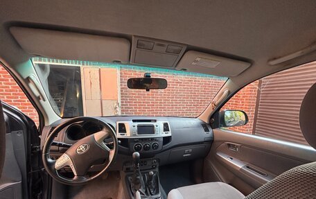 Toyota Hilux VII, 2014 год, 2 070 000 рублей, 8 фотография
