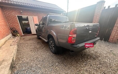 Toyota Hilux VII, 2014 год, 2 070 000 рублей, 3 фотография