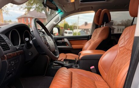 Toyota Land Cruiser 200, 2010 год, 2 950 000 рублей, 9 фотография