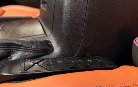 Toyota Land Cruiser 200, 2010 год, 2 950 000 рублей, 10 фотография