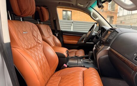 Toyota Land Cruiser 200, 2010 год, 2 950 000 рублей, 14 фотография