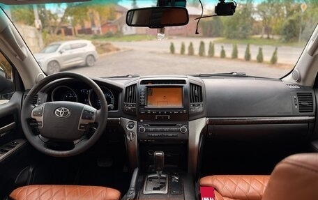Toyota Land Cruiser 200, 2010 год, 2 950 000 рублей, 12 фотография