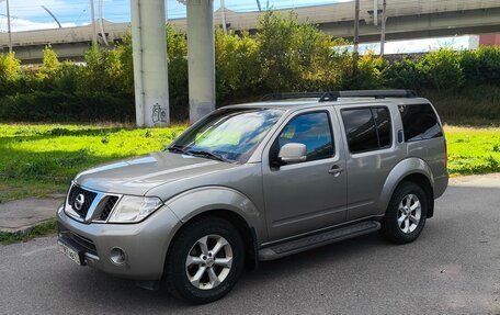 Nissan Pathfinder, 2010 год, 1 099 000 рублей, 4 фотография