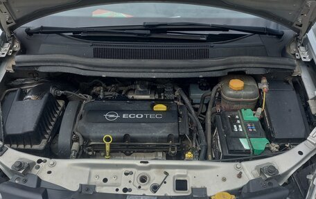 Opel Zafira B, 2008 год, 800 000 рублей, 13 фотография