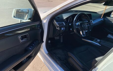 Mercedes-Benz E-Класс, 2013 год, 2 100 000 рублей, 8 фотография