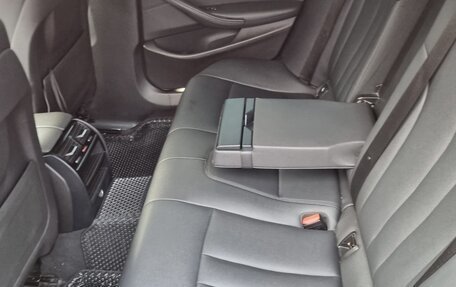 BMW 5 серия, 2019 год, 1 700 000 рублей, 2 фотография