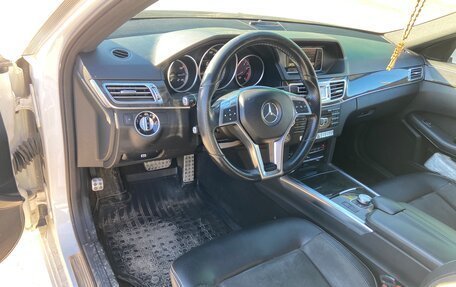Mercedes-Benz E-Класс, 2013 год, 2 100 000 рублей, 9 фотография