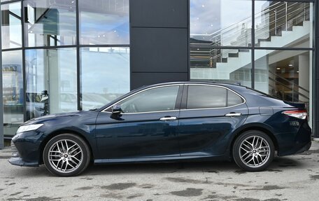 Toyota Camry, 2018 год, 1 800 000 рублей, 7 фотография