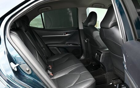 Toyota Camry, 2018 год, 1 800 000 рублей, 20 фотография
