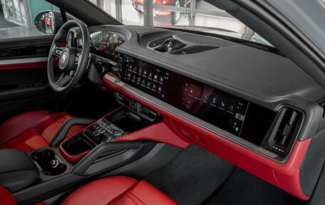 Porsche Cayenne III, 2024 год, 18 790 000 рублей, 4 фотография