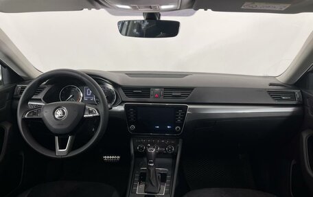 Skoda Superb III рестайлинг, 2017 год, 1 770 000 рублей, 10 фотография