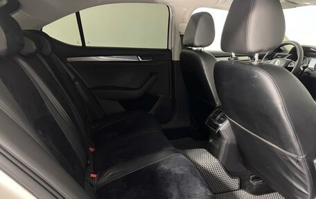 Skoda Superb III рестайлинг, 2017 год, 1 770 000 рублей, 14 фотография