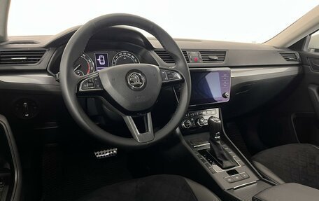 Skoda Superb III рестайлинг, 2017 год, 1 770 000 рублей, 12 фотография
