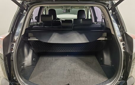 Toyota RAV4, 2016 год, 2 320 000 рублей, 9 фотография