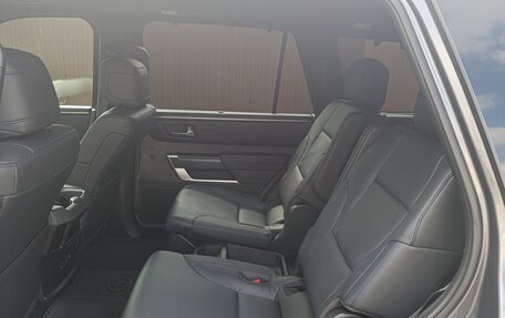 Toyota Sequoia, 2024 год, 11 920 000 рублей, 14 фотография