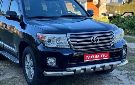 Toyota Land Cruiser 200, 2014 год, 4 200 000 рублей, 1 фотография
