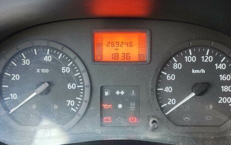 Renault Logan I, 2005 год, 180 000 рублей, 15 фотография
