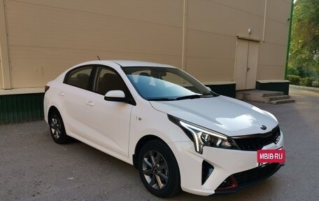 KIA Rio IV, 2021 год, 1 780 000 рублей, 5 фотография