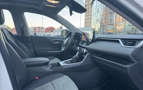 Toyota RAV4, 2025 год, 4 800 000 рублей, 11 фотография