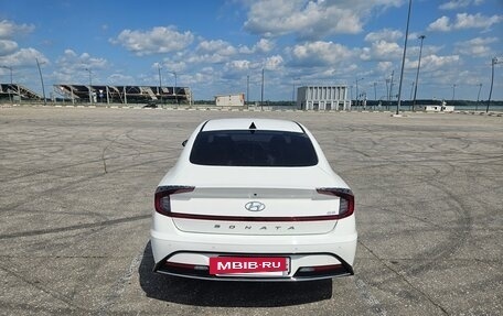 Hyundai Sonata VIII, 2020 год, 2 200 000 рублей, 4 фотография